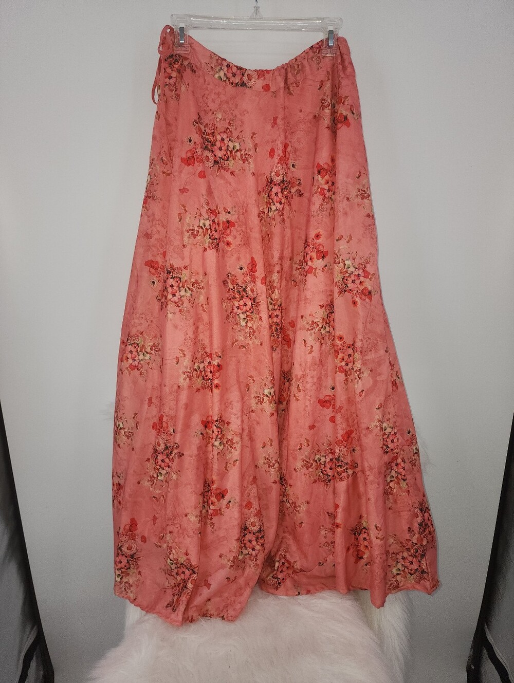 Vama's Floral Coral Circle Skirt, Size Large - Picture 3 of 8
